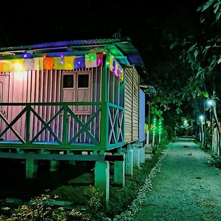 Leo Jungle Retreat By Stayapart , Jaldapara Madari Hat Luaran gambar