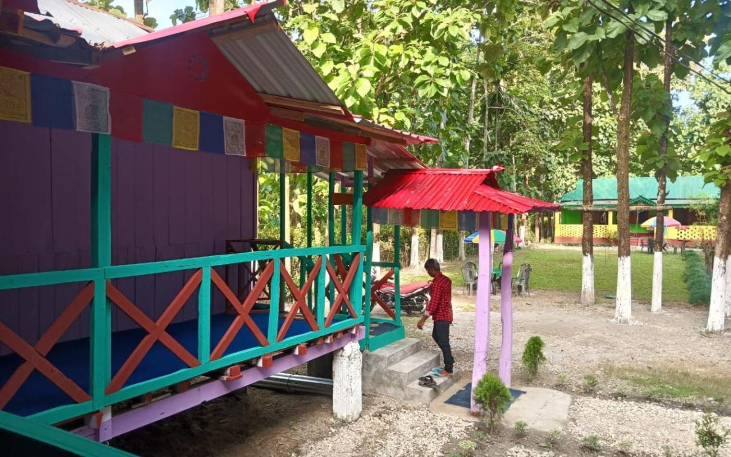 Leo Jungle Retreat By Stayapart , Jaldapara Madari Hat Luaran gambar