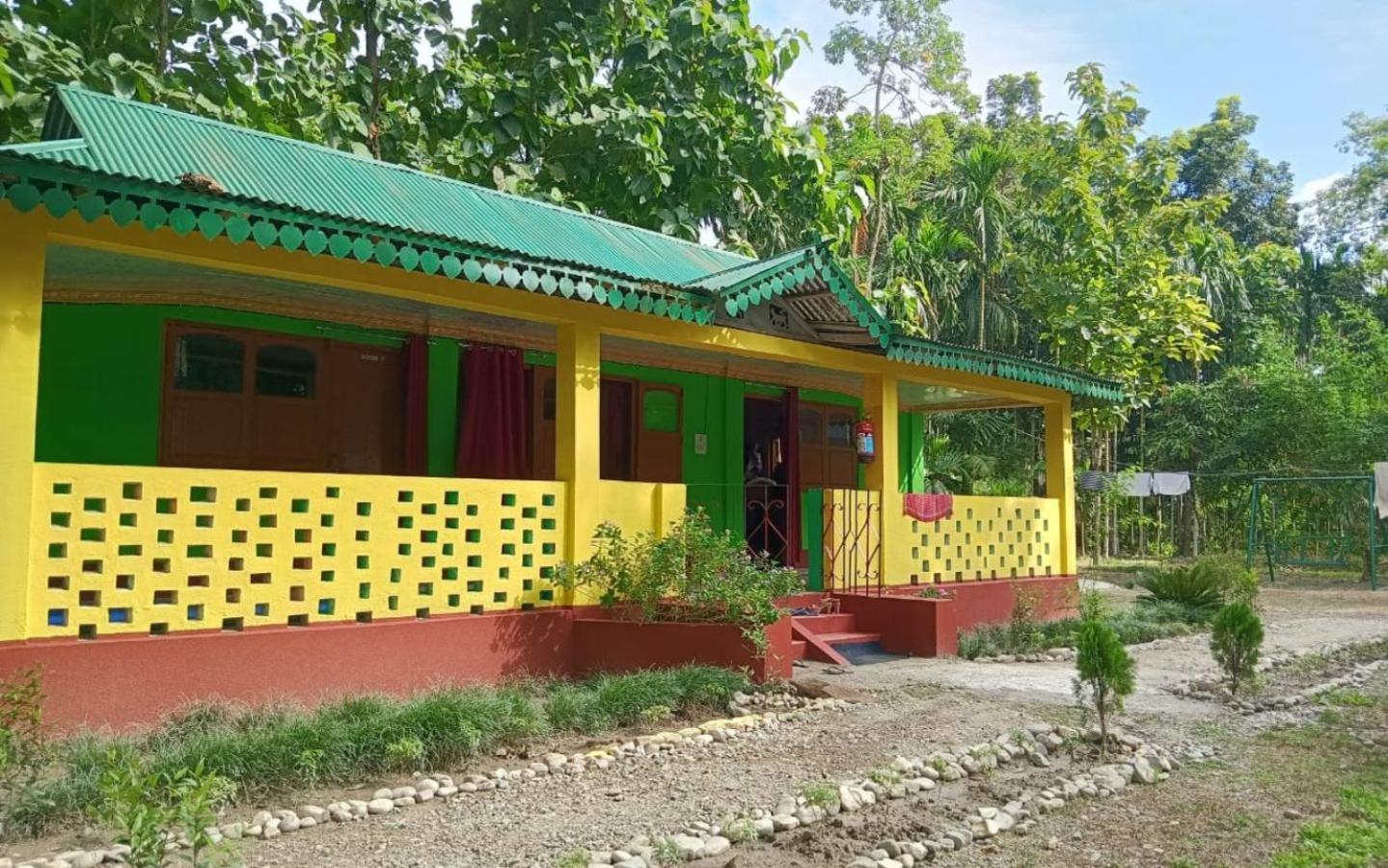 Leo Jungle Retreat By Stayapart , Jaldapara Madari Hat Luaran gambar